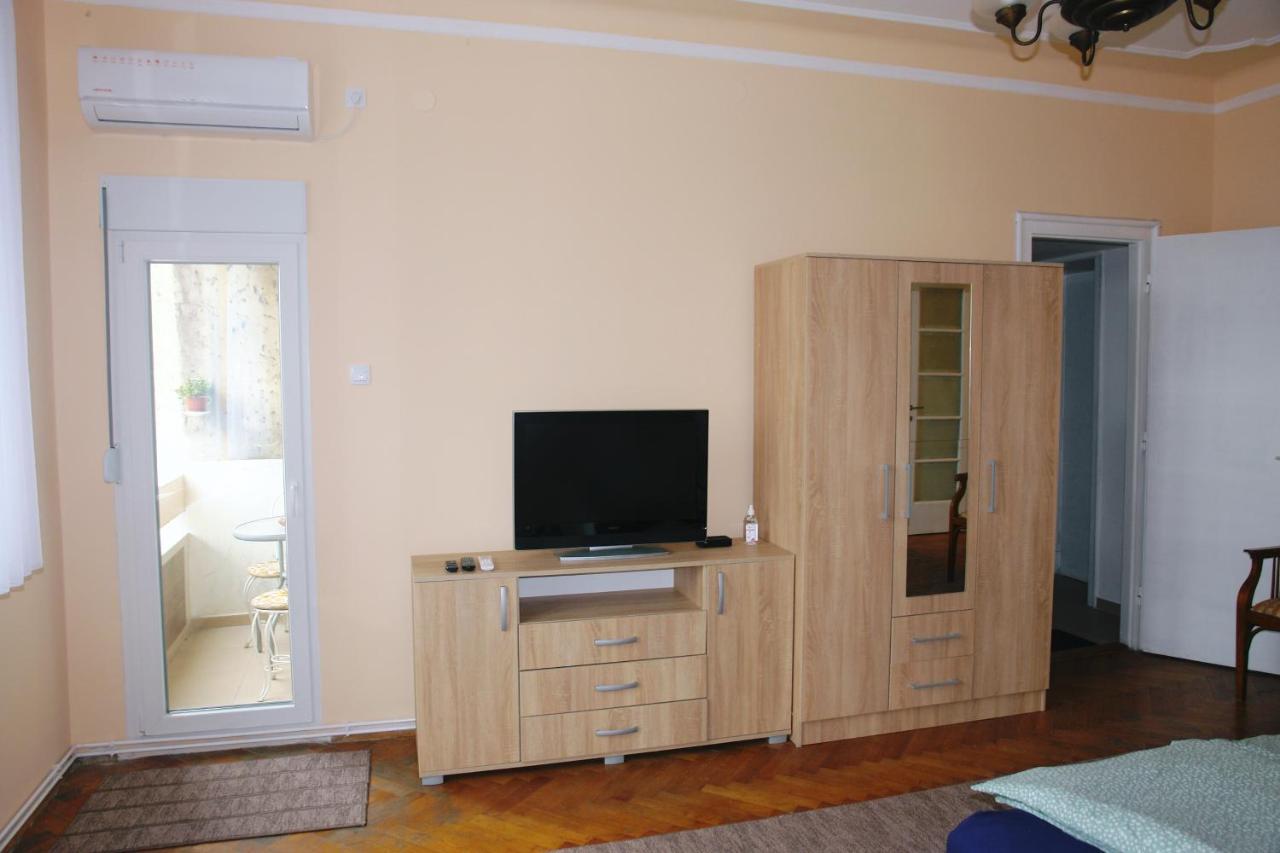 Apartment Tasmajdan Beograd Ngoại thất bức ảnh
